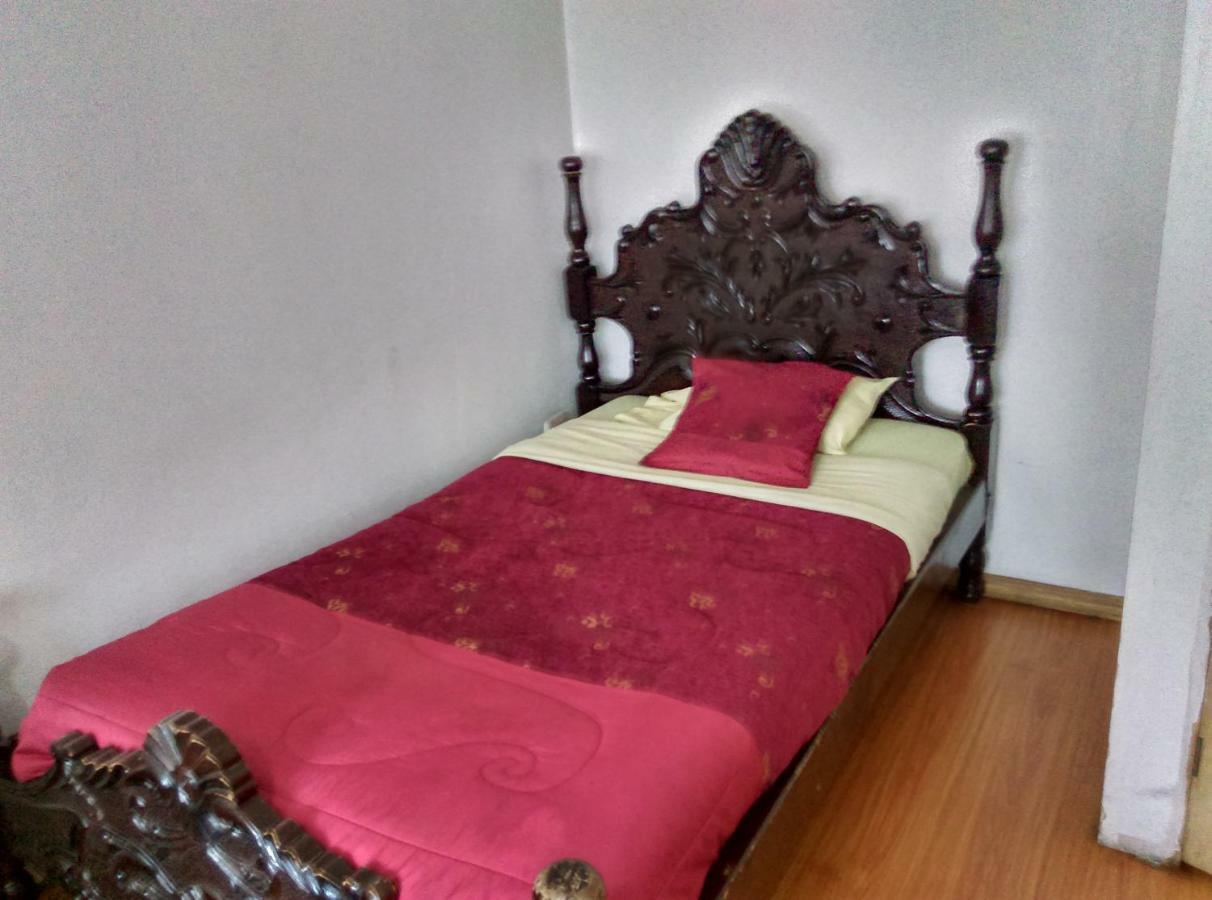 Escocie - Quito Hotell Eksteriør bilde