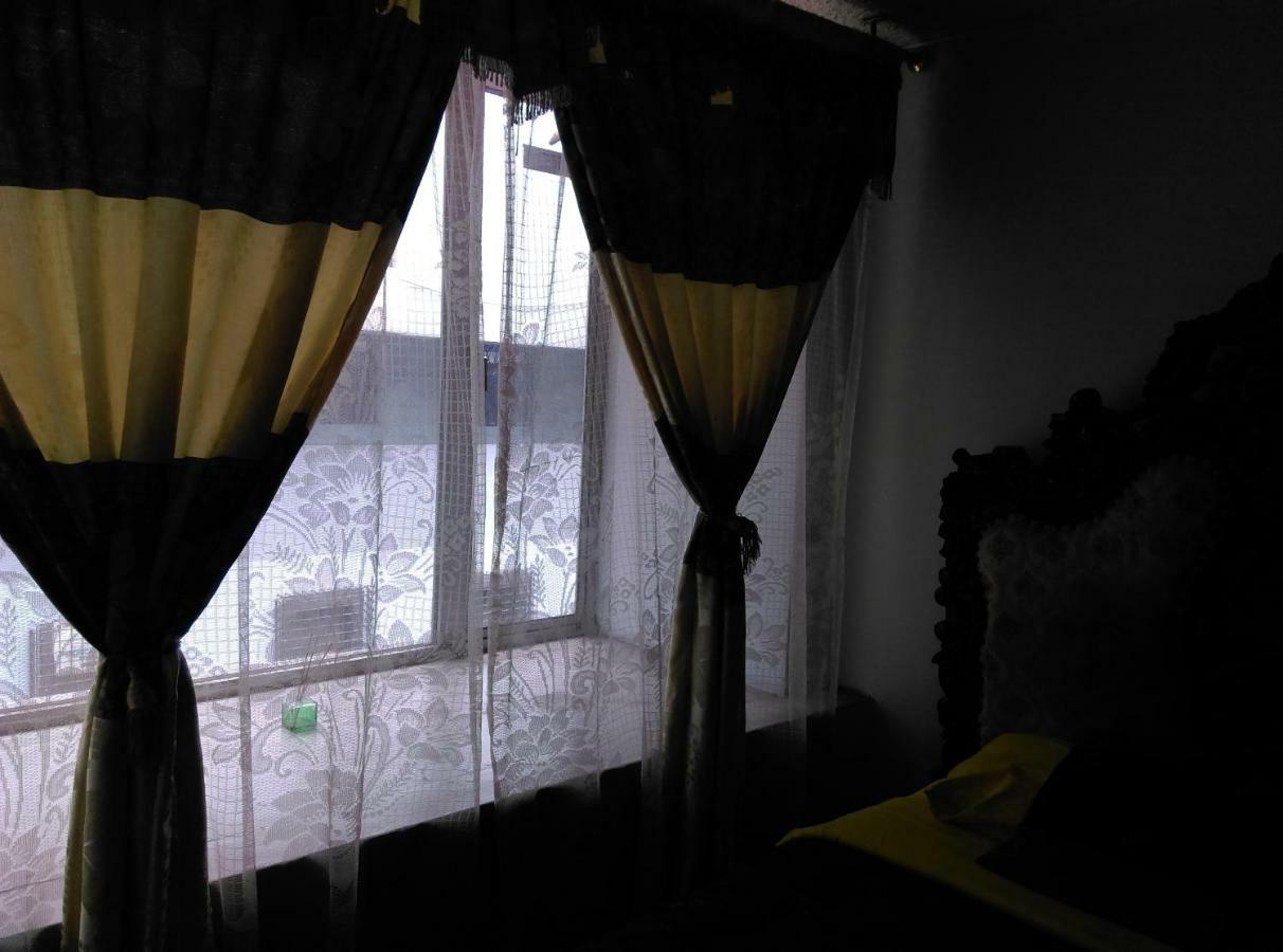 Escocie - Quito Hotell Eksteriør bilde